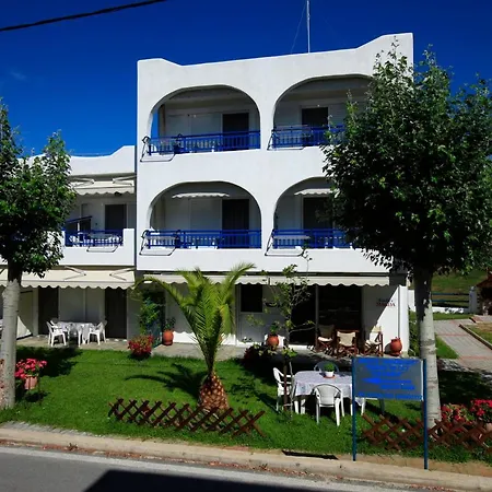 Magda Apartmanhotel Kalamítsion