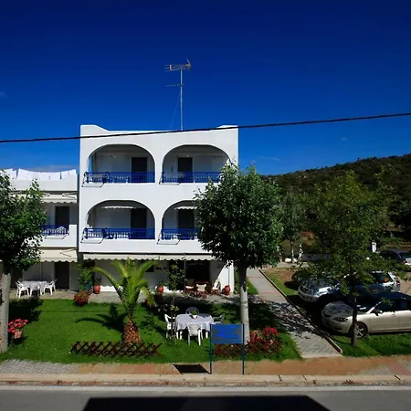 Magda Apartmanhotel Kalamítsion